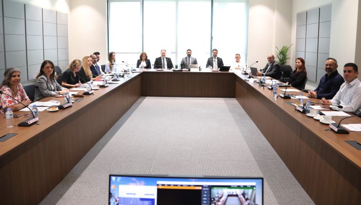 Meclis İdari Komitesi toplandı: İki yasa tasarısı ele alındı