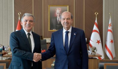 Cumhurbaşkanı Tatar, Abdullah Gül’ü kabul etti