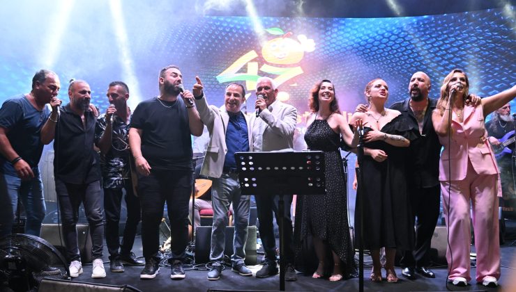 Edip Akbayram ile Volkan Konak şarkılarla anıldı
