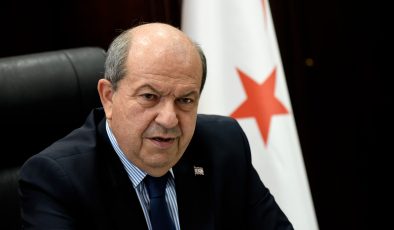 İran’a saldırı… Cumhurbaşkanı Tatar: “Adaletsiz bir dünyada yaşadığımızı açıkça gösterdi… Dünyanın adaleti zehirli bir elmadır”