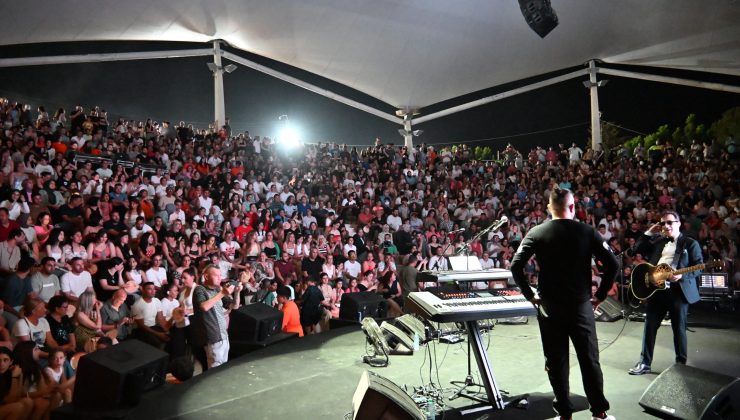 Ayna, Güzelyurt’ta konser verdi