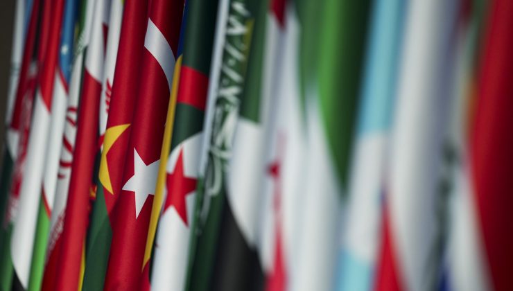 İİT Deklarasyonunda haksız izolasyonun üstesinden gelmek için Kıbrıslı Müslüman Türklerle temasın geliştirilmesinin önemi vurgulandı