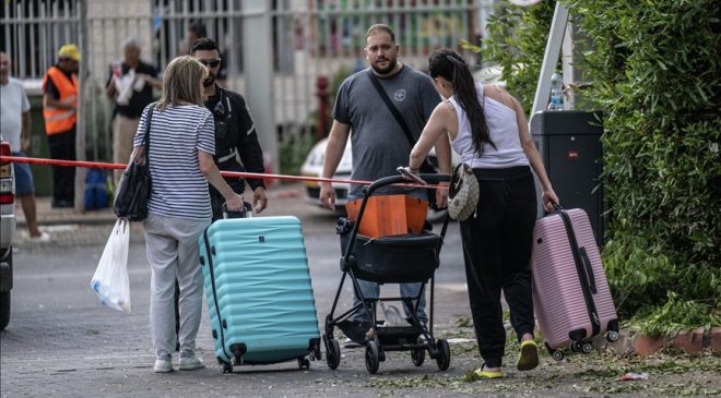 İsrail’den tahliye edilen İngiliz vatandaşları Kıbrıs üzerinden İngiltere’ye götürülecek