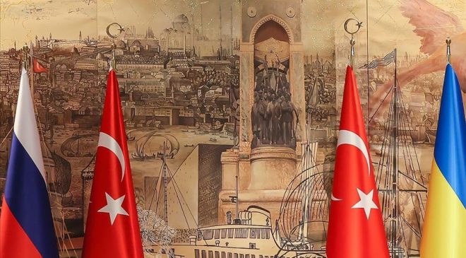 Ukrayna heyeti görüşmeler için İstanbul’a geldi