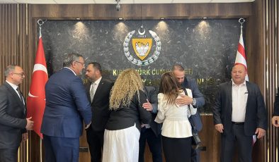 Çavuş, bakanlık personelinin Kurban Bayramı’nı kutladı