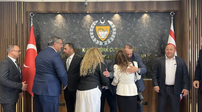 Çavuş, bakanlık personelinin Kurban Bayramı’nı kutladı