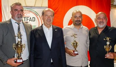 Cumhurbaşkanı Tatar KKTFAD ödül törenine katıldı