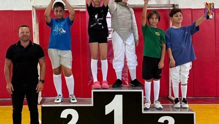 Eskrimde U12-U17 organizasyonu