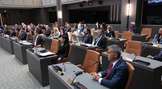 Genel Kurul da güncel konuşmalar yapılıyor