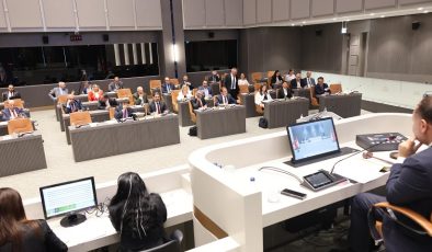 Meclis Genel Kurulu’nda bazı tezkereler oylandı