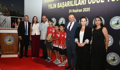 Kıbrıs Türk Spor Yazarları Derneği “Yılın Başarılıları” ödülleri verildi