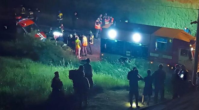 Rusya’da otoyol köprüsünün yolcu treninin üzerine çökmesi sonucu 7 kişi öldü, 66 kişi yaralandı