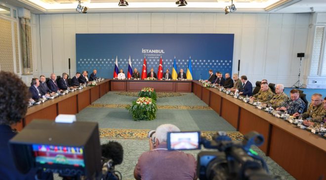 Rus heyeti başkanı: En büyük çaplı esir takası konusunda mutabık kaldık