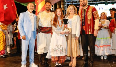 Sibel Tatar İskele Festivali’ne katıldı