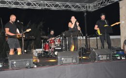 Karaoğlanoğlu Spor Oyunları ve Deniz Şenliği’nde bu akşam Hikmet Kurtarıcıoğulları sahne alacak
