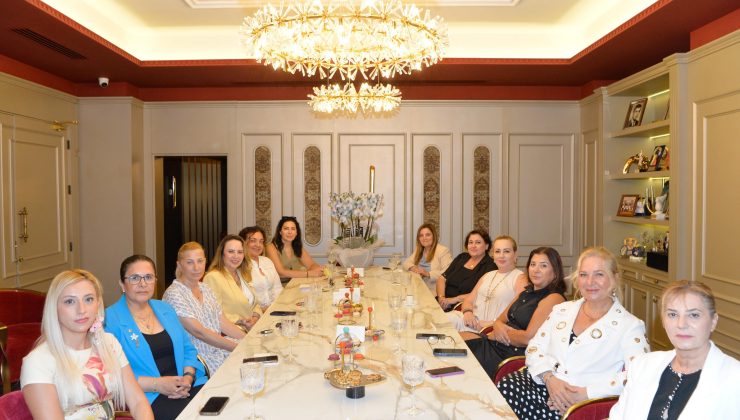 Sibel Tatar, GİKAD ve Gİ-KA KOOP başkan ve yönetim kurulu üyeleriyle görüştü