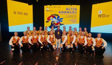 FOGEM, 37. Uluslararası Altın Karagöz Halk Dansları Yarışması’ndan üçüncülükle döndü