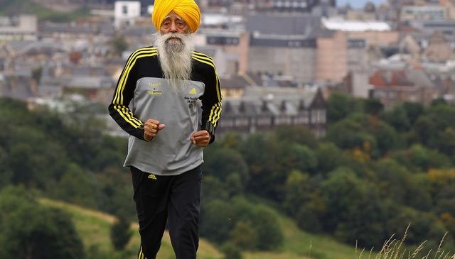 Dünyanın “en yaşlı” maratoncusu 114 yaşındaki Singh, bir aracın çarpması sonucu hayatını kaybetti