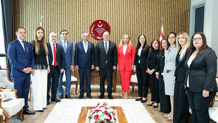 Öztürkler, Azerbaycan heyetini kabul etti