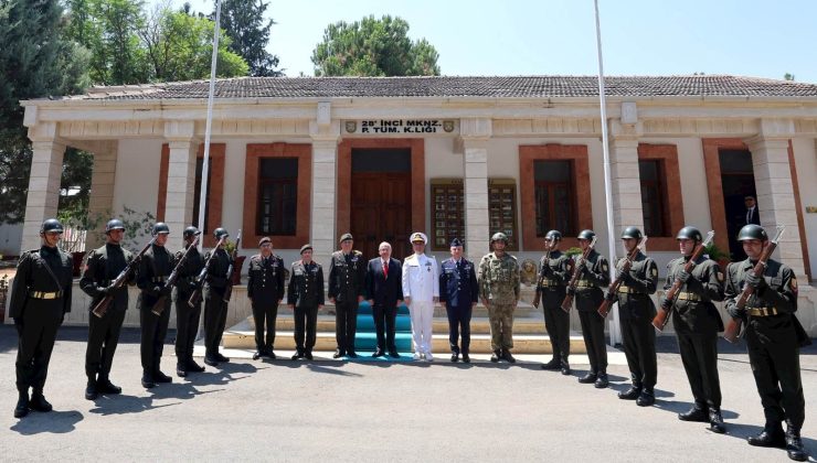 TC Milli Savunma Bakanı Güler, KKTC’de 28. Mekanize Piyade Tümen Komutanlığını ziyaret etti