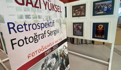 Gazi Yüksel’in retrospektif sergisi Ercan Havalimanı’nda açıldı