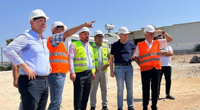Tarım Bakanı Çavuş, Güzelyurt soğuk hava deposu inşaatını yerinde inceledi