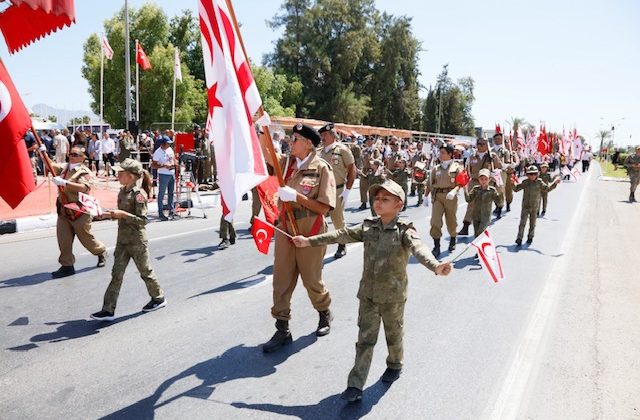 Pazar günü Lefkoşa’da tören provası var… Bazı yollar trafiğe kapatılacak