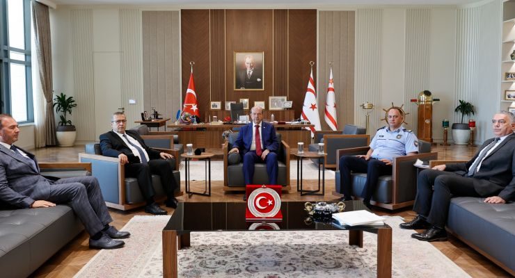 Cumhurbaşkanı Tatar, Başsavcı Altıncık ve Polis Genel Müdür Vekili Adalıer’i kabul etti:  “Kurucu Cumhurbaşkanı Denktaş’ın şahsında milli değerlerimiz,maneviyatımız,TMT gibi kutsal bir kuruluşumuz hedef alınmıştır”