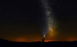Perseid meteor yağmuru ne zaman, Türkiye’den nasıl izlenir? 2025 Meteor yağmuru saat kaçta görülür?