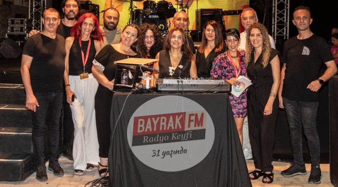 Bayrak FM 31 yaşında..BRTK Müdürü Özkurt:”Sadece bir radyo değil,bir yaşam tarzı ve büyük bir aile”