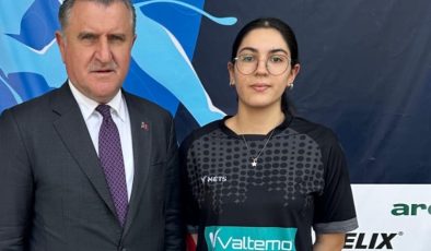 Osman Aşkın Bak, Nehir Deniz’le görüştü