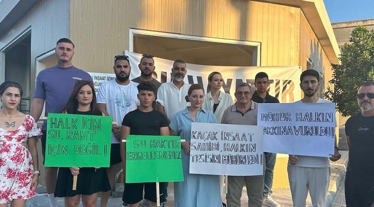 CTP Gençlik Örgütü Girne İlçesi Dikmen’de Su Arıtma Tesisi’nin mühürlenmesini protesto etti