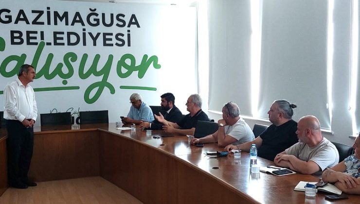 Gazimağusa Belediyesinde yapılan toplantıda gemilere su temini görüşüldü