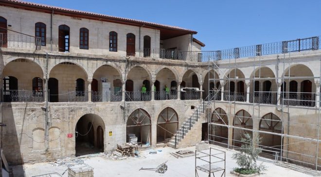 Son depremlerde ciddi hasar görmüştü: 400 yıllık Barutçu Hanı restore ediliyor
