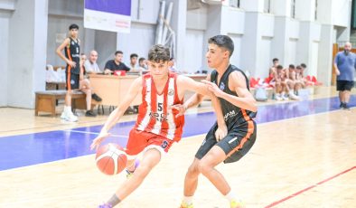 U 16 Erkekler Ligi’nde 3.maç