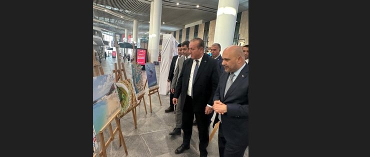 Ataoğlu, Mersin’de “Ada Kıbrıs” sergisini ziyaret etti