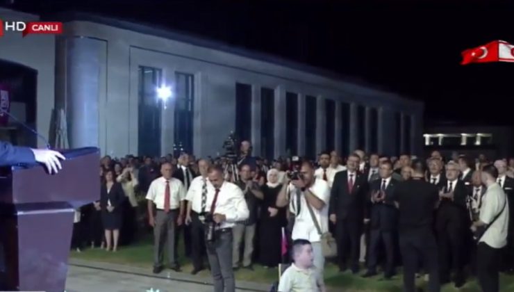 Cumhurbaşkanlığı Yerleşkesi’nde Barış ve Özgürlük Bayramı Resepsiyonu düzenlendi
