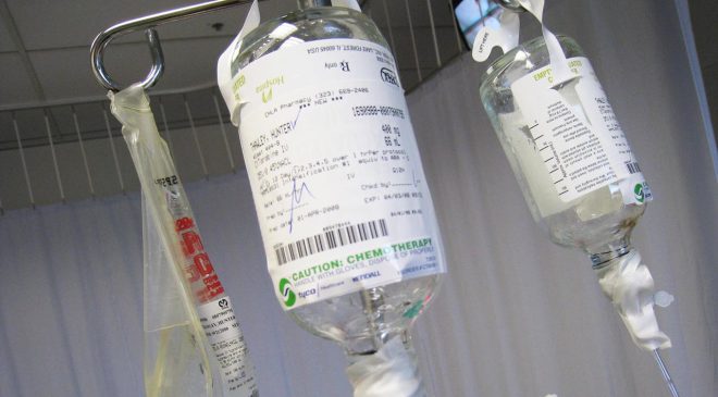 Kemoterapiye bağlı saç dökülmesini önleyebilecek ‘çığır açan’ tedavi yöntemi geliştirildi