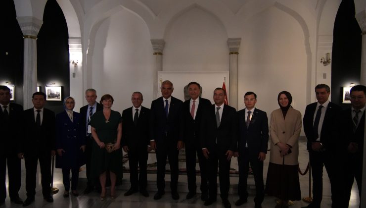 Bakan Ataoğlu, Türkiye Kültür ve Turizm Bakanı Ersoy ile görüştü