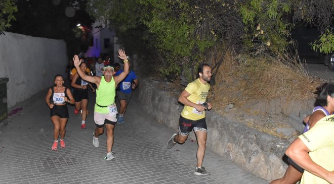 Girne Belediyesi, “gece koşusu” düzenledi
