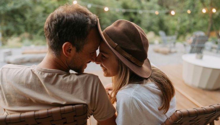 İlişkilerde “değiştirme” dürtüsü: Sevgi mi, güç mücadelesi mi?
