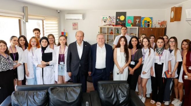Cumhurbaşkanı Tatar, Pembe Köşk Psikiyatri Hastanesi’ni ziyaret etti
