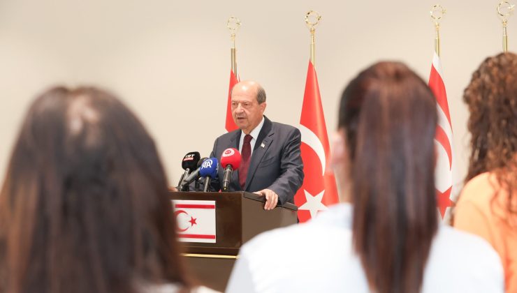 Tatar: “Bu kadar insan iki günlük bir toplantı meşguliyeti için New York’a gidecek. Madem ki oralara kadar gideceğiz, en azından bu toplantıdan bir şey çıkması lazım”