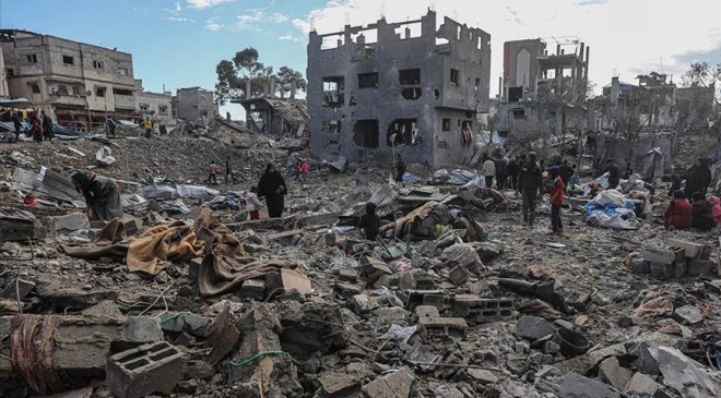 İsrail’in Gazze’ye sabahtan bu yana düzenlediği saldırılarda 48 Filistinli hayatını kaybetti