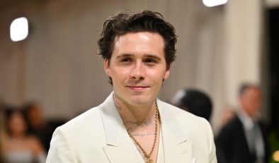 Aile içi çatışmalarla gündemden düşmeyen Brooklyn Beckham’dan yeni hamle
