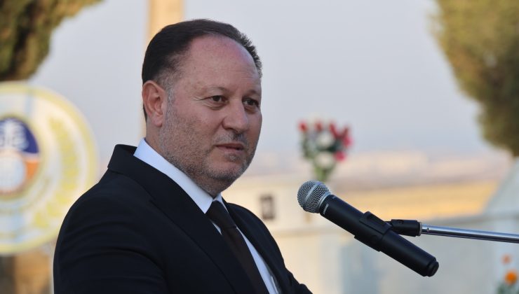 Ziya Öztürkler: Toprağın altında yatanlar bir milletin direniş ruhudur