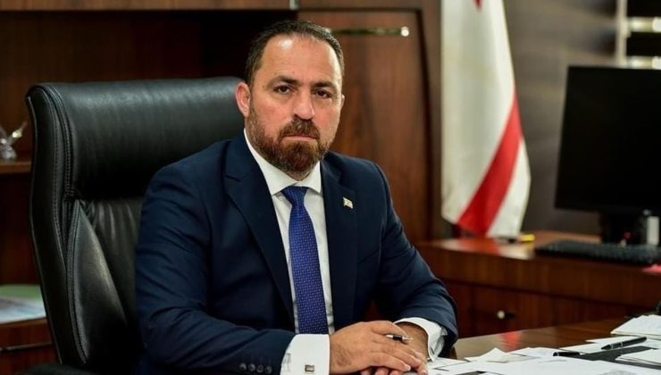 Çavuş: “Yangın yerleşim yerlerine ulaşmadan kontrol altına alındı”
