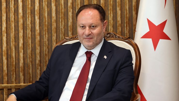 Öztürkler:Hristodulidis’in Türk yargısının kararları hakkındaki açıklaması, yargı bağımsızlığına ve halkımızın güvenliğine ciddi saygısızlık