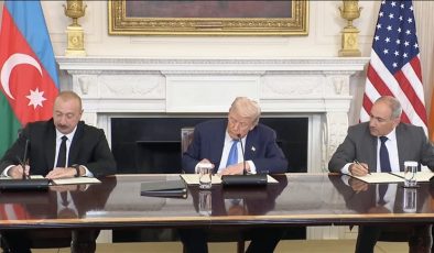 Azerbaycan ve Ermenistan ABD’de barış anlaşması imzaladı