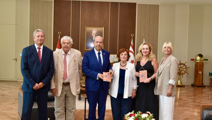 Cumhurbaşkanı Tatar, yazar Canev Dinçer’i kabul etti